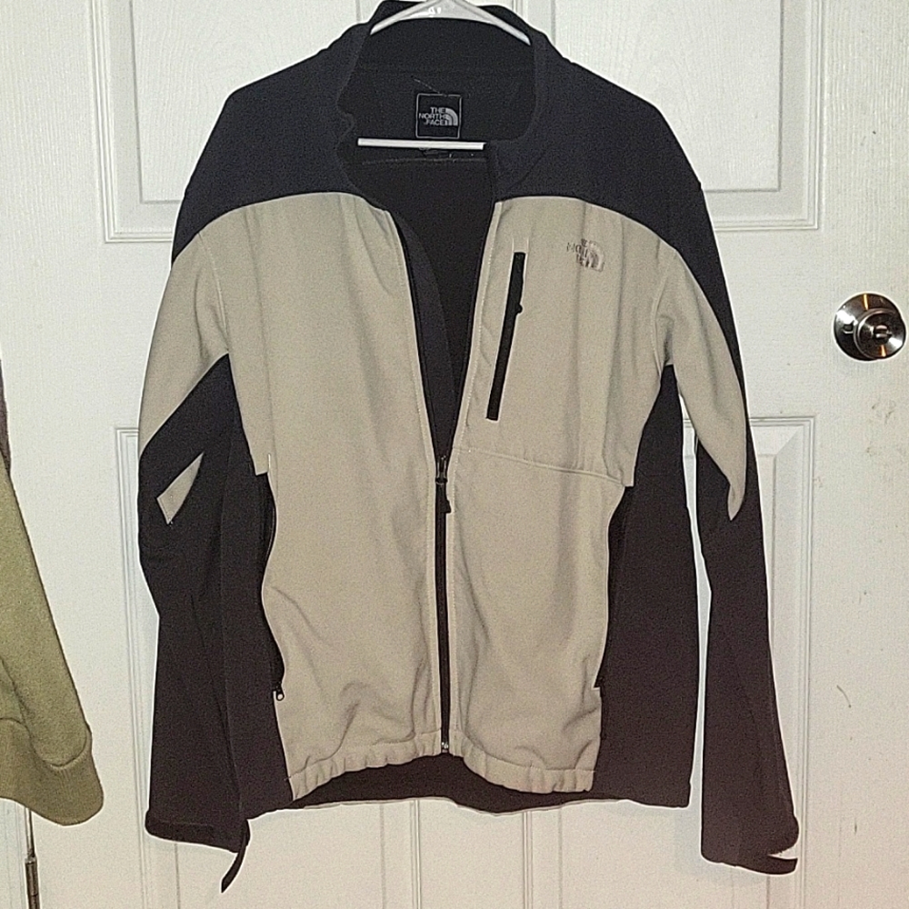 Mens Northface TNF APEX Jacket Large